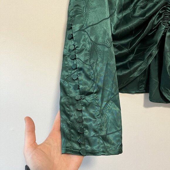 L’Academie The Waylon Satin Ruched Blouse in Rainforest Green Size Small - Picture 5 of 9